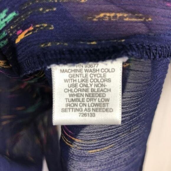 Liz Claiborne Women's Abstract Quarter‎ Sleeve Tie Open Neck Sheer Lined Blouse - Picture 5 of 5